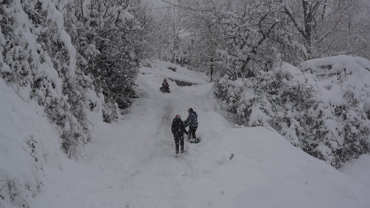 kocaelide cocuklar kaydi kadinlar altin gunune yetisti 3 ZCSU8yAC