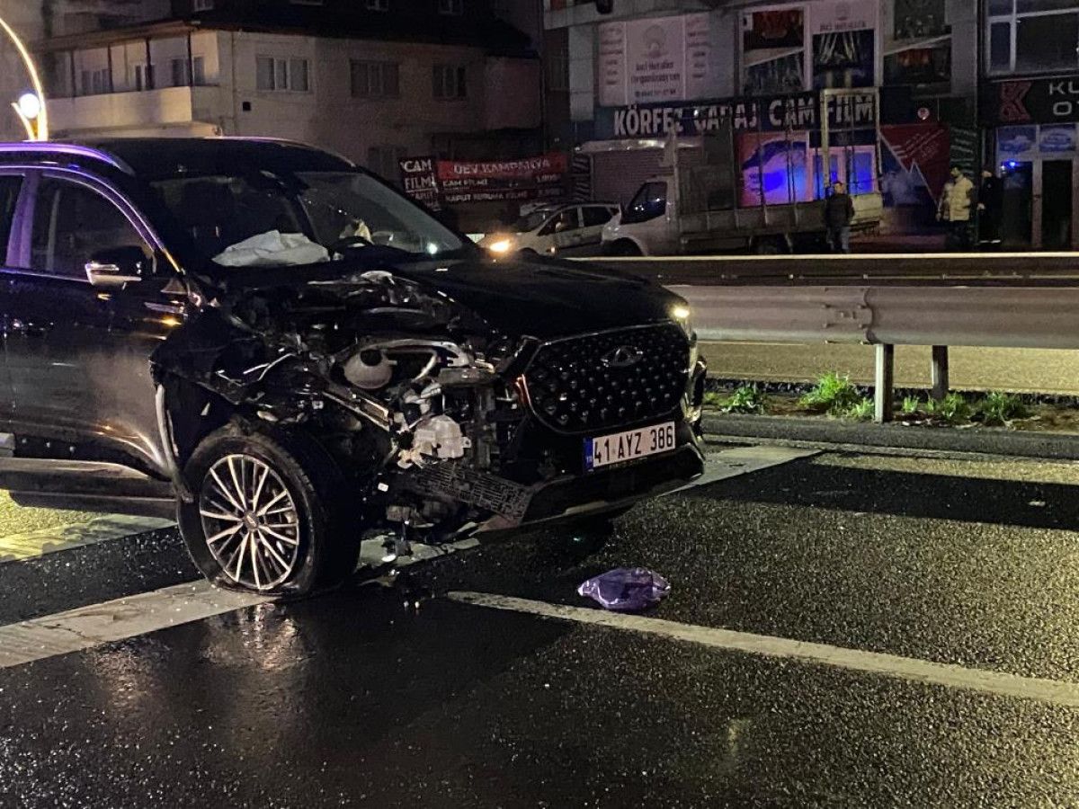 kocaelide dugun yolunda zincirleme kaza 6 yarali 1 86yWlCDv