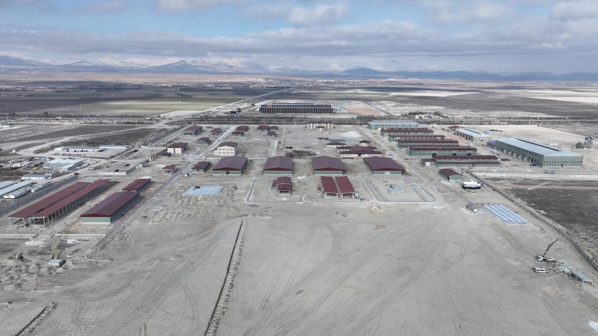 konyada milli savunma bakanligina ust duzey modern tesis yapiliyor 1 RBaNi4MC