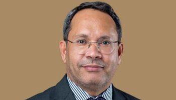 libyada suikasta ugrayan bakan yaralandi OF3QZFYM