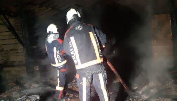 malatyada hasarli binada yangin panigi yPgQI1CW