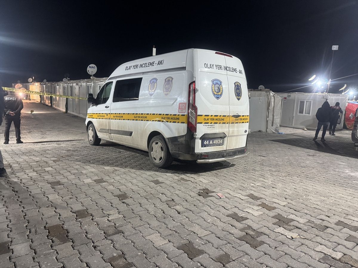 malatyada polise saldiran hirsizlik zanlisi etkisiz hale getirildi 0 c1pwuSik