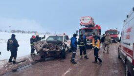 mardinde iscilerin bulundugu minibus kaza yapti 10 yarali dbGzt2tc