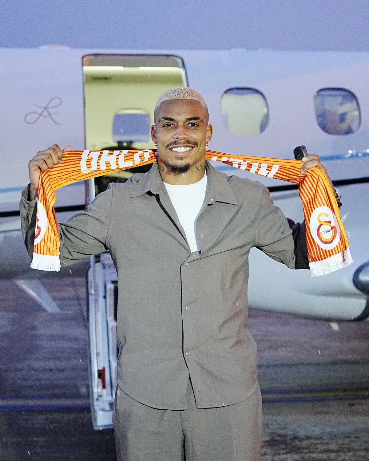 mario lemina adana demirspor macina hazir 0 fGUFbamW