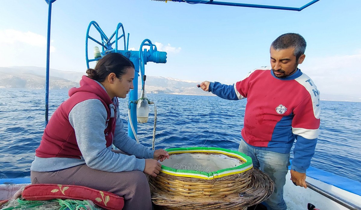 Mersin'de balıkçılık 9 yıllık evli çiftin yaşam tarzı oldu 2 mersinde balikcilik 9 yillik evli ciftin yasam tarzi oldu 1 X6a1iZ5Y