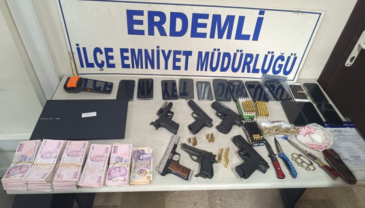 mersinde is yeri kursunlayan kaplanlar cetesi cokertildi 1