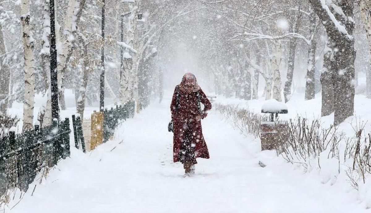meteoroloji ve akomdan pes pese uyarilar kar anadolu yakasina kayacak 2 4g4W2HbJ