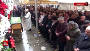 milletvekili mahmut tanalin agabeyi son yolculuguna ugurlandi OYk2577c