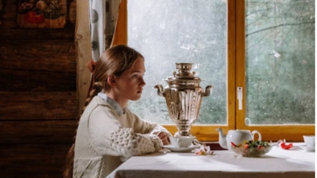 mutlu bir yasamin fotografini sunan umudun ve sevginin oykusu semaver 2GzEyVcu