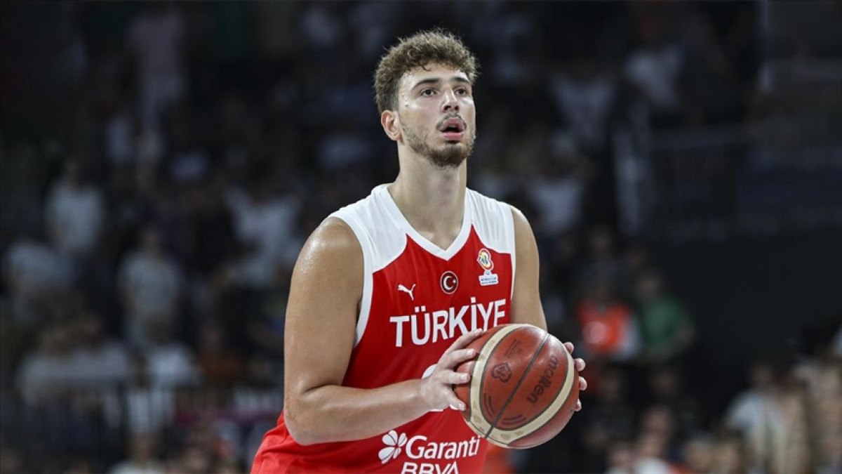 NBA'in Türk yıldızı Alperen Şengün kalbini bakın kime kaptırdı! İşte güzeller güzeli sevgilisi... 1 nbain turk yildizi alperen sengun kalbini bakin kime kaptirdi iste guzeller guzeli sevgilisi 0 dm6SnV6K