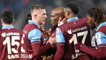 nwakaeme surprizi trabzonsporun besiktas maci kamp kadrosu belli oldu FMrvuMLV