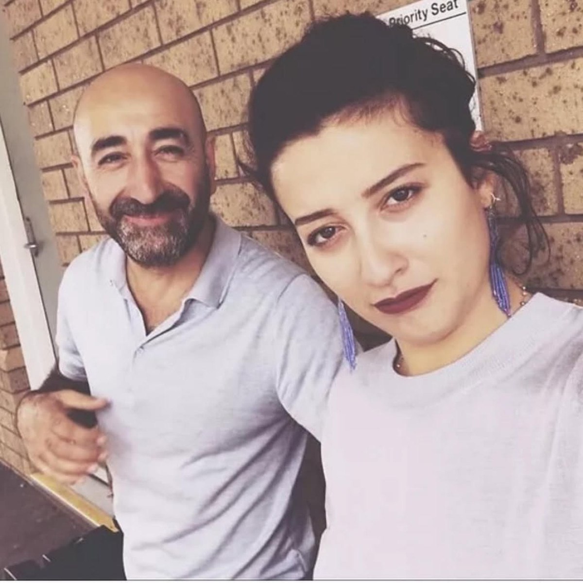 O Ses Türkiye'nin yeni jürisi Melike Şahin'in eşi ile yaş farkı şoke etti! 3 o ses turkiyenin yeni jurisi melike sahinin esi ile yas farki soke etti 2 ilg6dktZ