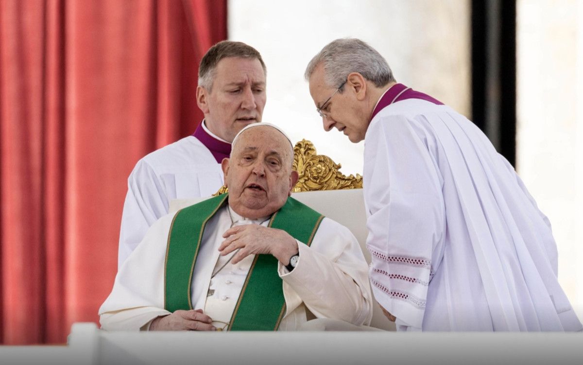 papa franciscus nefes almakta gucluk cektigi icin konusmasini yardimcisi tamamladi 0 halXZrIJ