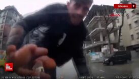 pendikte otobuse yetismek isteyen kisinin ilginc yontemi pUHfwOIa