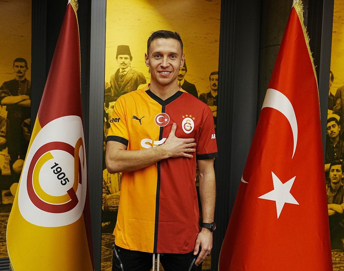 przemyslaw frankowski galatasarayin 3 polonyali oyuncusu oldu 0 h8GrSXya