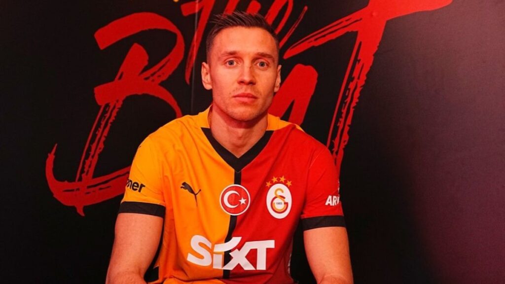 przemyslaw frankowski galatasarayin 3 polonyali oyuncusu oldu d5eCa2TW