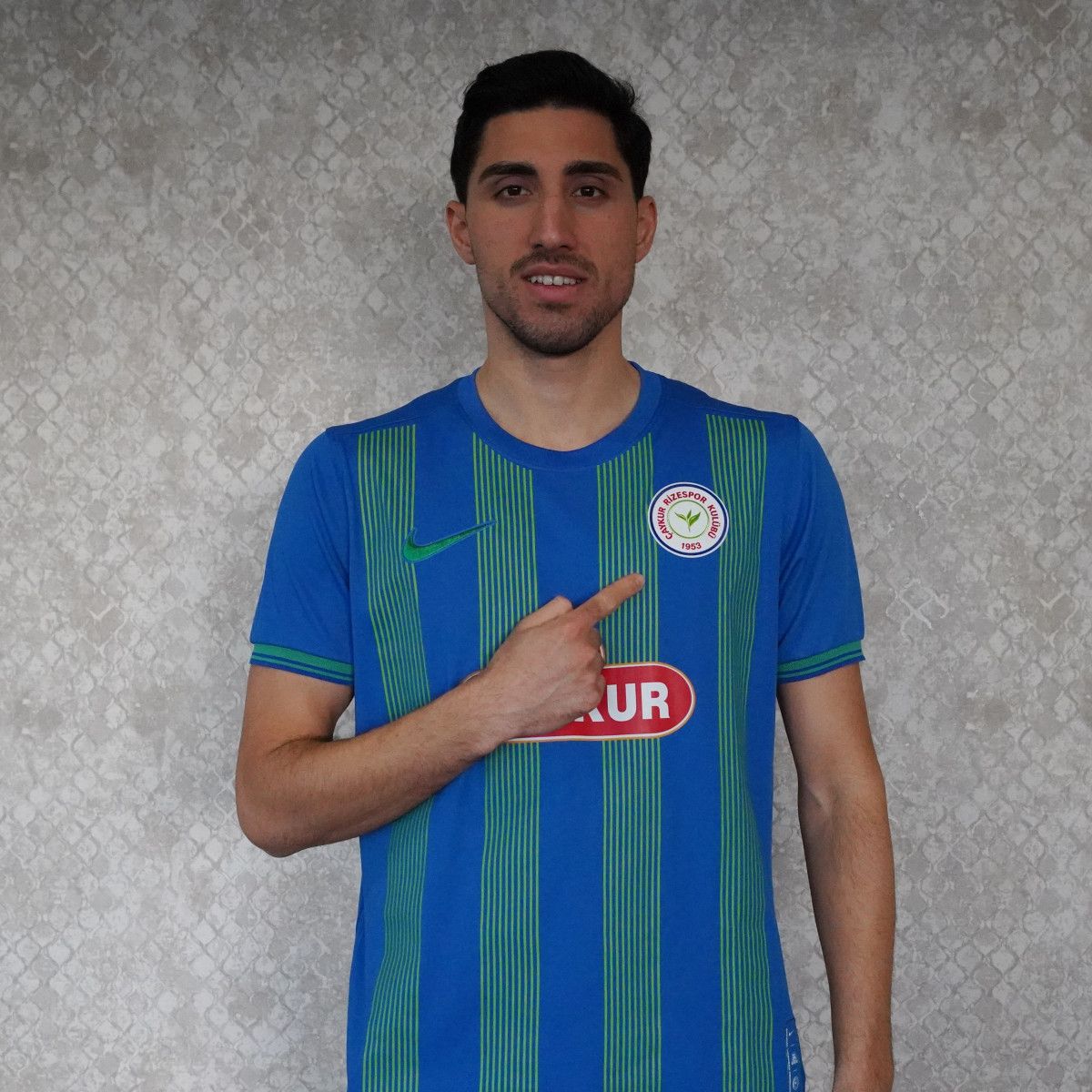 rizespor berkay ozcani kiralik olarak kadrosuna katti 2