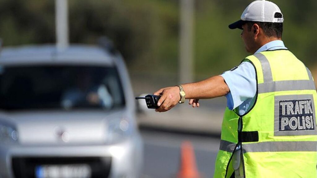 sakaryada whatsapp uzerinden uygulama noktalarini paylasiyorlardi yakayi ele verdiler fRMuvteQ