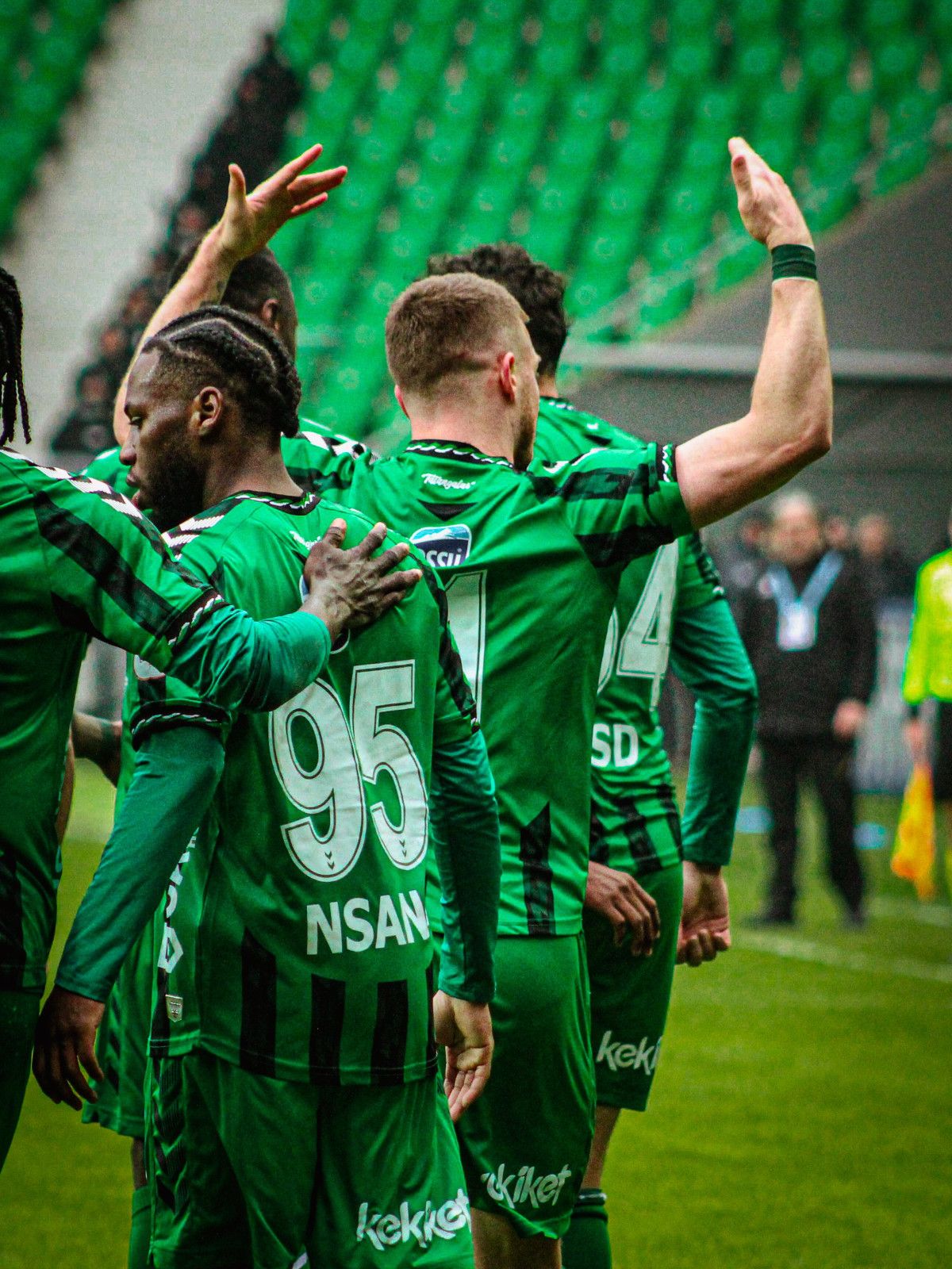 sakaryaspor corum fk karsisinda iki golle guldu 0 UYSkjr2L