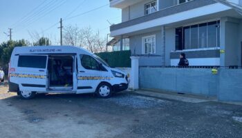 samsunda komsusunu kasiklarindan vurdu EOmRJIRS