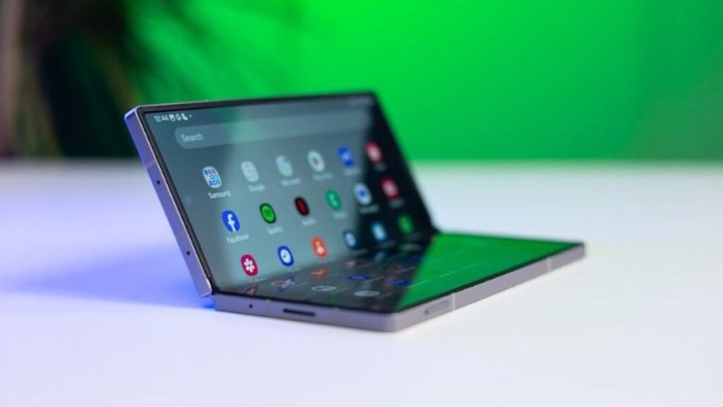 samsung galaxy z fold 7 ekran kirisikligi sorununu cozecek eSbemzmF