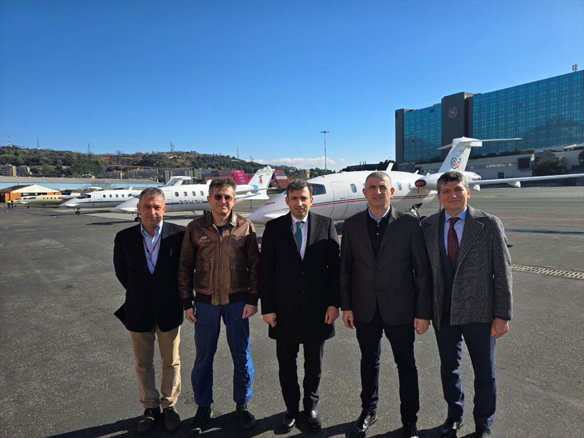 selcuk bayraktar piaggio p180nin pilot koltuguna oturdu 0 IfCBr177