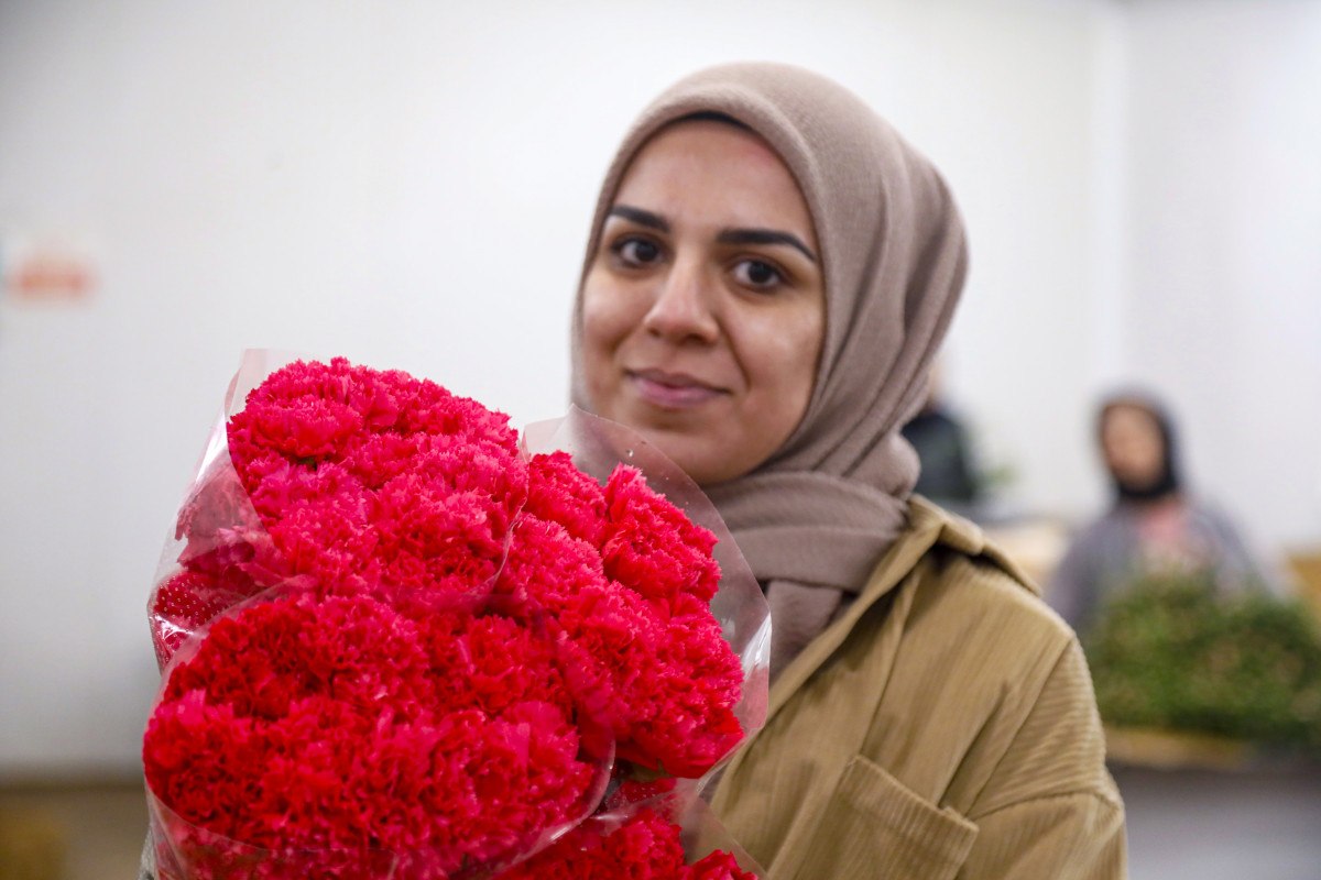 sevgililer gunune hazirlik 30 ulkeye 75 milyon dal cicek ihrac edildi 5 nDgdu7k5