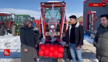 sivasta sevgililer gununde annesine traktor hediye etti Zupt5nTE
