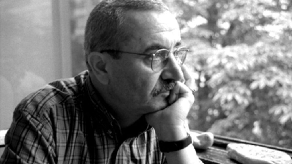 sukru erbasin hayal gucume inandim dedigi siirleri yarasalarin avlusunda Cgug3qJh