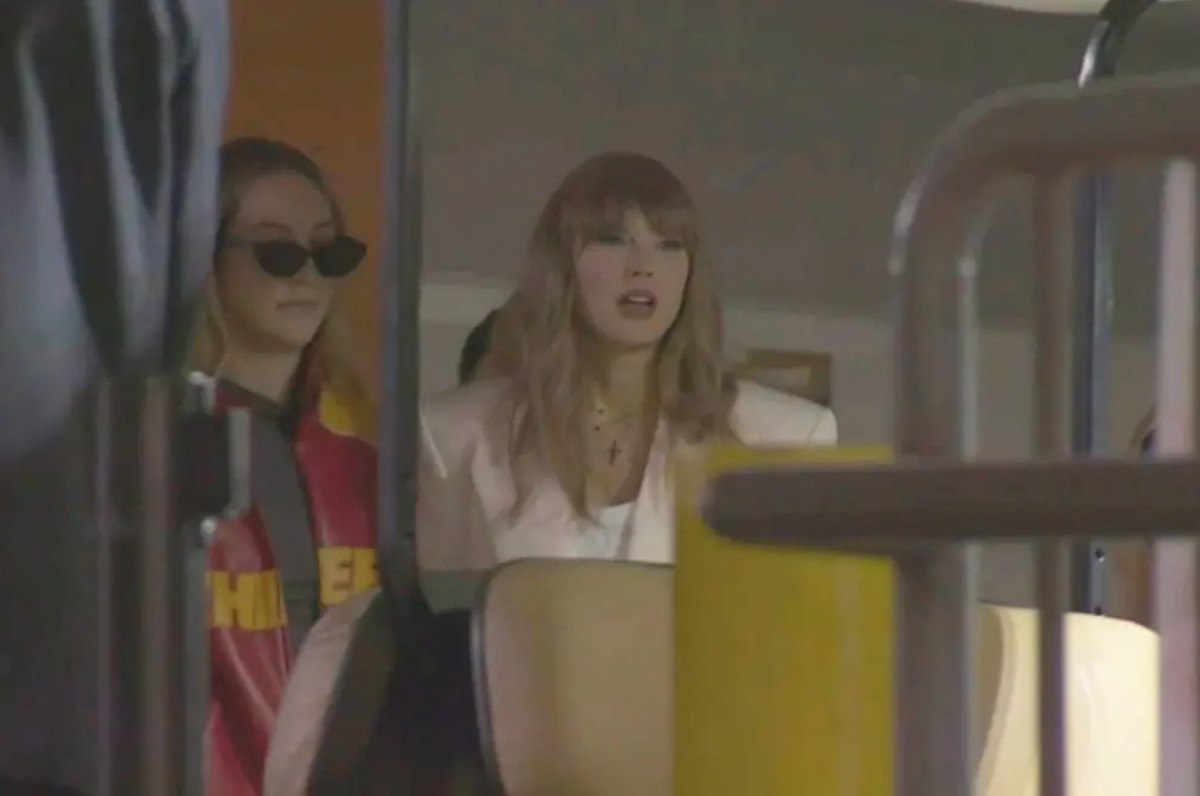 super bowlda gerilim taylor swift yuhalandi 0 E1piWaPL