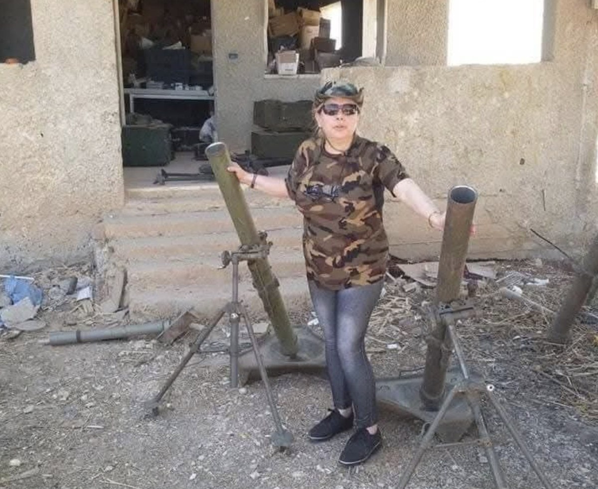 suriyede muhalif ogrencileri yakalattiran esadin jurnalci profesoru tutuklandi 0 MWzH1k28