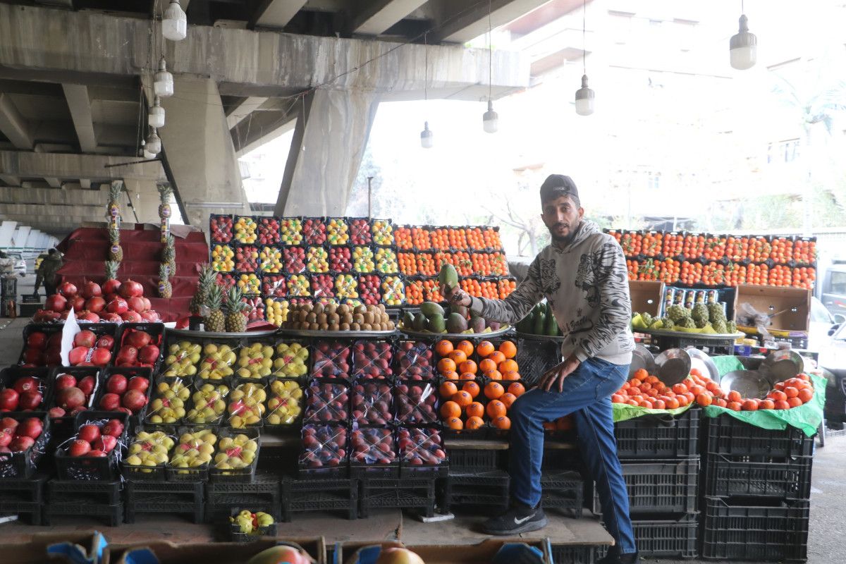 suriyede rejimin cokmesiyle halk ithal urunlerle tanisti 0 EinIfXqa