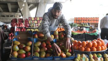 suriyede rejimin cokmesiyle halk ithal urunlerle tanisti 8s7rXVB9