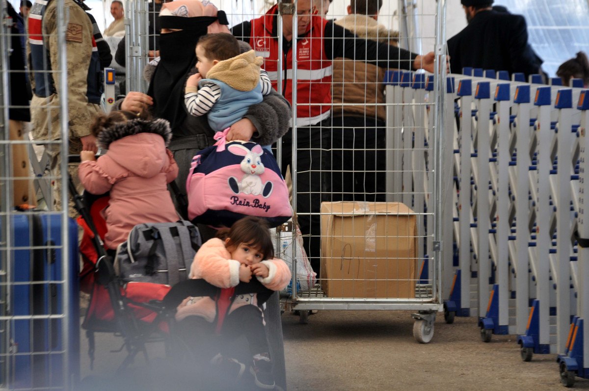 suriyeli ogretmenden cagri ulkenize donun 4 5USDdkbY