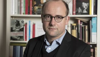 tarihci johann chapoutot nazi gibi dusunmek nazi gibi davranmak kitabinda irkci ideolojinin analizi fNatiDqF