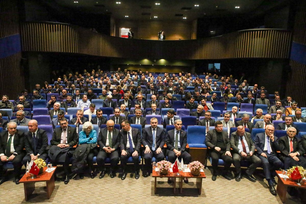 tcmb baskani fatih karahan usakta is dunyasi ile bulustu 1