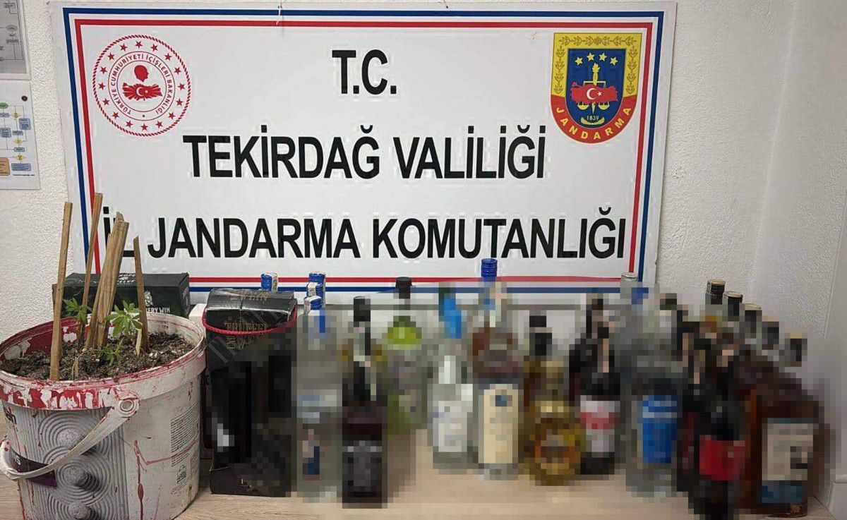 Tekirdağ'da 5 ton etil alkol ele geçirildi 1 tekirdagda 5 ton etil alkol ele gecirildi 0 gJj3dPiT