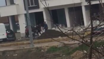 tokatta iscilerin kavgasi kamerada 7GuC6gDm