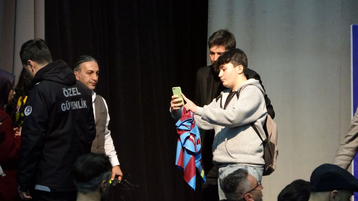 tolga zengin trabzonspordan besiktasa transfer olunca agladim 2