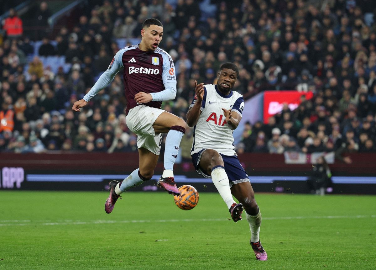 tottenhami yenen aston villa turladi 0 HHpcmpbv