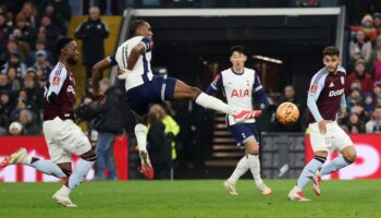 tottenhami yenen aston villa turladi SJhgwOJW