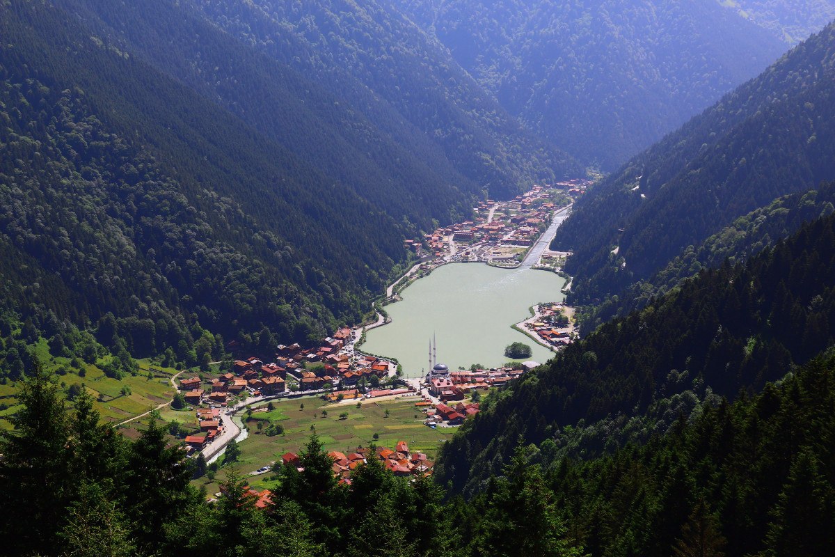 trabzon uzungolde eksik belgeli 70 turizm tesisi muhurlendi 1 8AXtgYmy
