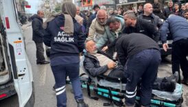 trafikte yol verme tartismasi kavgaya donustu 1 yarali sYRyxwUZ