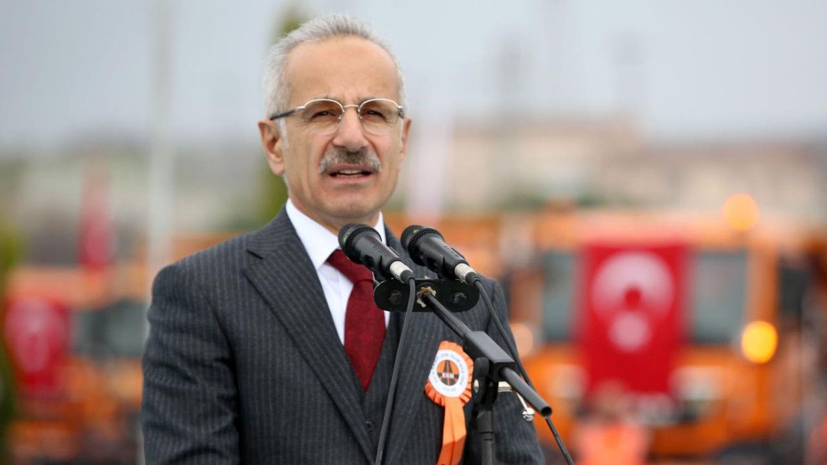 Ulaştırma ve Altyapı Bakanı Abdulkadir Uraloğlu'ndan 5G müjdesi! Statlara geliyor... 1 ulastirma ve altyapi bakani abdulkadir uraloglundan 5g mujdesi statlara geliyor 0 6I1gT1vH