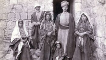 umit yenisehirli yazdi filistinliler 3200 yildir gazzede YFERVDHj