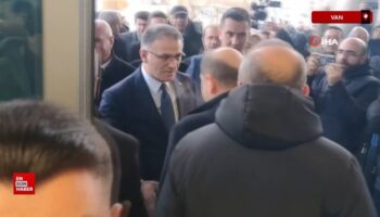 van buyuksehir belediyesine kayyum atandi F2UsgIIW