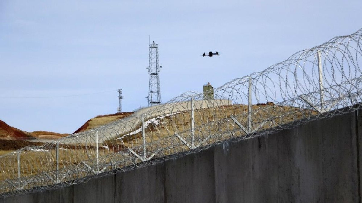 van iran sinirinda insa edilen duvarin 182 kilometresi tamamlandi 3 JzLhqynt