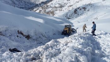 vanda sarampole dusen is makinesinin operatoru askeri helikopterle tasindi wpWaS4cn