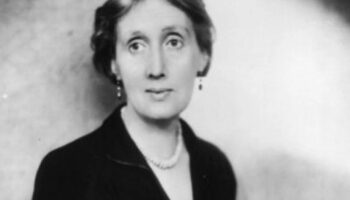 virginia woolfun tum romanlari arasinda acik ara en geleneksel olani gece ve gunduz 4KzIX6Lj