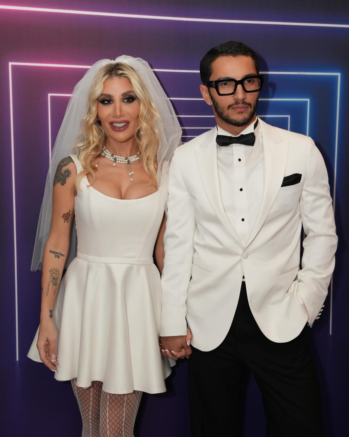 yeni askini ilan etmisti irem derici gelinlik giydi 0 wmeilzb7